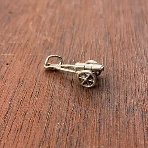 Vintage 925 Sterling Silver Gettysburg Canon Military Pendant Bracelet Charm